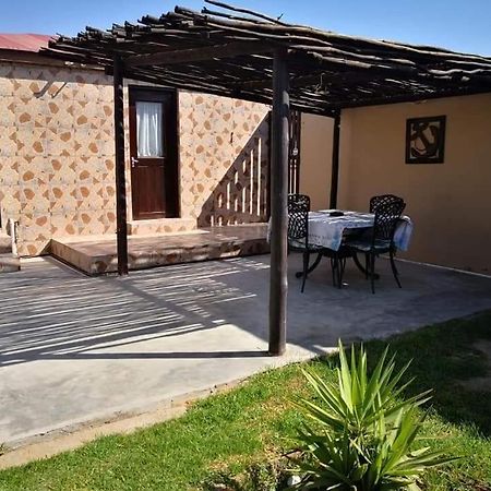 Skippers Backpackers Cc Γουάλβις Μπέι Εξωτερικό φωτογραφία